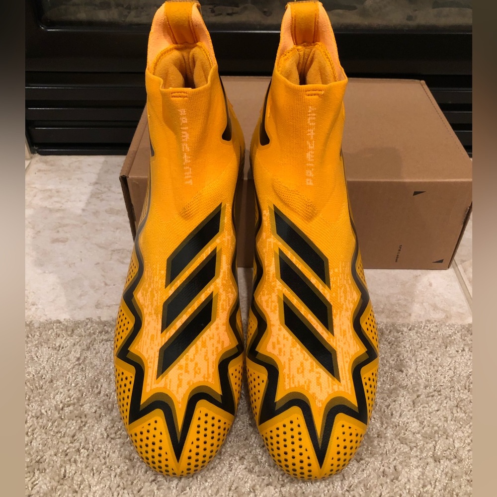 Adidas prime-knit ultra boost freak 22.Men size 14, BRAND NEW. Yellow/black/gold